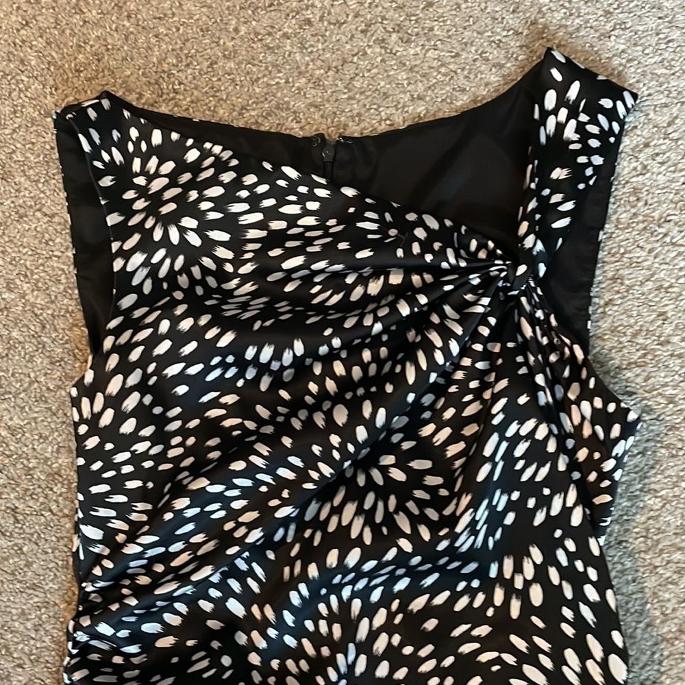 Womens Maggy London dress. - Picture 2 of 5
